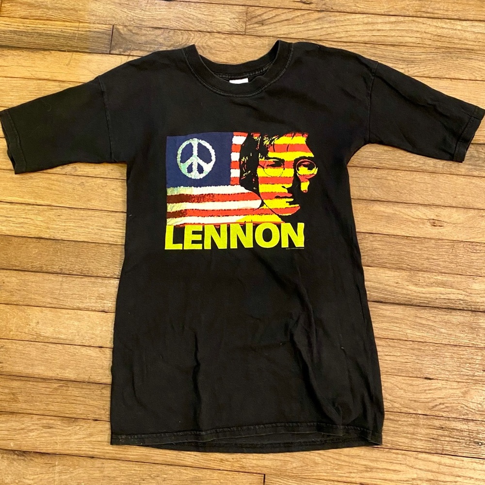 Vintage John Lennon "Give Peace A Chance" T-Shirt - Picture 2 of 7